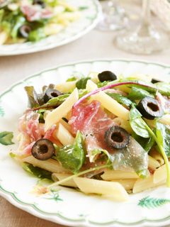 生ハムとベビーリーフの冷製ペンネ-レシピのメイン写真