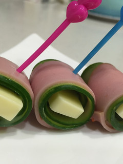 簡単に!ハムきゅうりの巻巻ピンチョス♫-レシピのメイン写真
