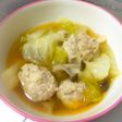 生姜肉団子とキャベツしめじスープ