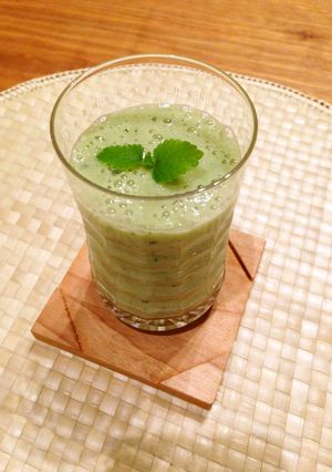 きゅうりとキウイの豆乳スムージー-レシピのメイン写真