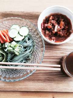 ざる蕎麦にカレーつけダレで夏をのりきる!-レシピのメイン写真