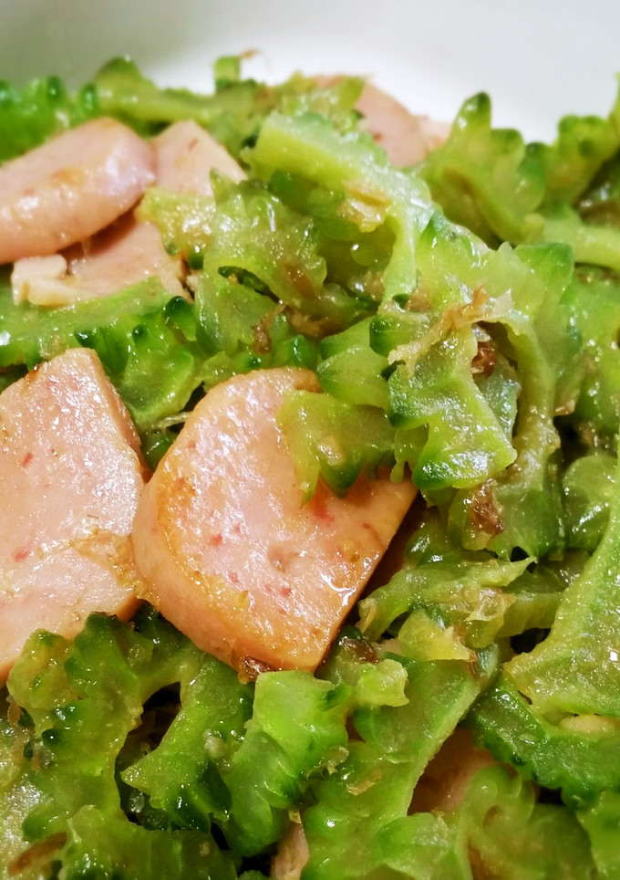 旨～い☆ゴーヤと魚肉ソーセージ炒め-レシピのメイン写真