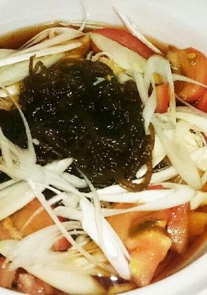 酒飲みのサッパリもずくトマト-レシピのメイン写真