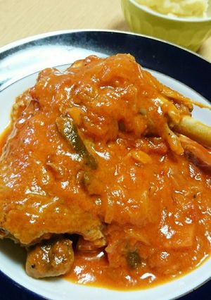 骨付き鶏もものトマトクリーム煮込み♪-レシピのメイン写真