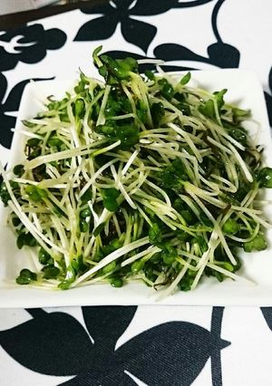 簡単☆カイワレと納豆昆布あえ☆おつまみ-レシピのメイン写真