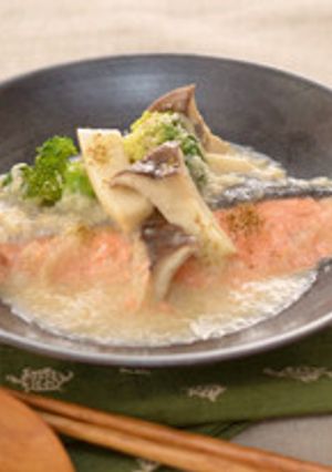 妊娠、授乳に♪簡単!鮭のとろろ味噌煮-レシピのメイン写真