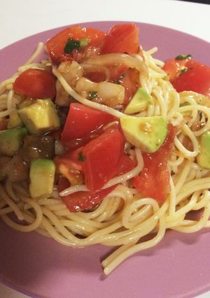 夏ランチ☆トマトとアボカドの冷麺パスタ-レシピのメイン写真