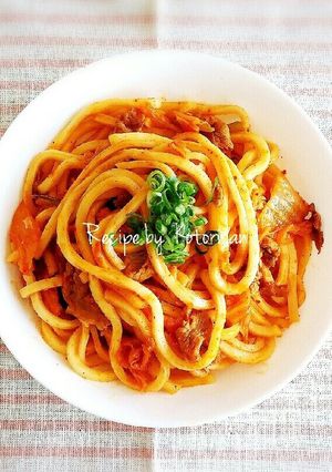 ランチにパパっと♥豚キムチの焼きうどん-レシピのメイン写真