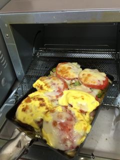 夏トマトとアボガドの挟みトースター焼き-レシピのメイン写真