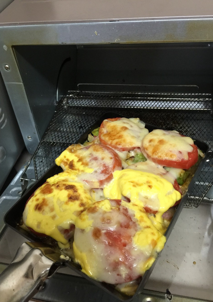 夏トマトとアボガドの挟みトースター焼き-レシピのメイン写真