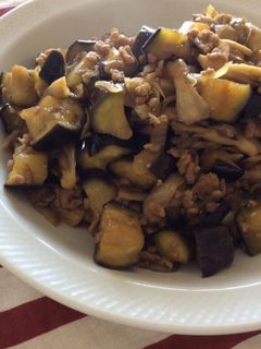 タレ1本で時短★ひき肉となすの甘辛炒め-レシピのメイン写真