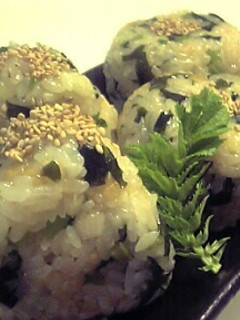 大根の葉とわかめの揚げ玉ご飯-レシピのメイン写真