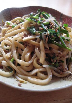 焼きそば？のような焼きうどん-レシピのメイン写真