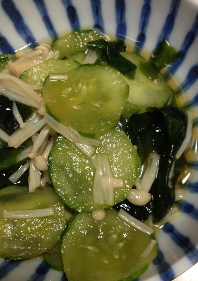 胡瓜とわかめとえのきの麺つゆ浸し-レシピのメイン写真