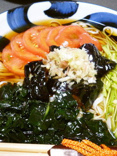 金時草入りの夏野菜の冷やしうどん-レシピのメイン写真