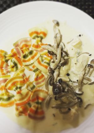 マイルドブルーチーズと蝶々マカロニパスタ-レシピのメイン写真