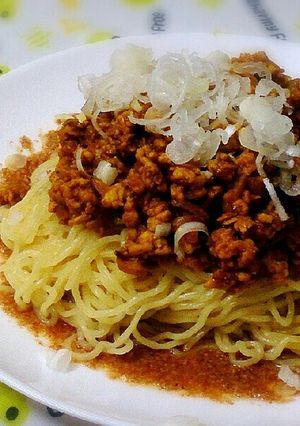 暑さも吹っ飛ぶ汁なし咖哩坦々麺-レシピのメイン写真