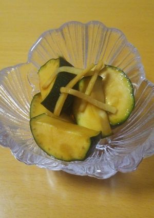 ズッキーニと生姜のさっぱり漬物-レシピのメイン写真