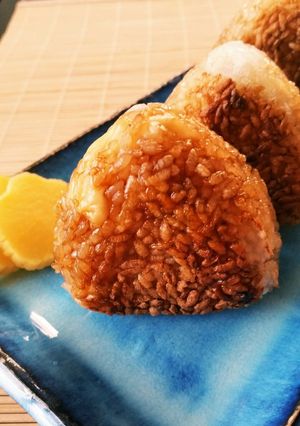 我が家のチーズ入り焼おにぎり-レシピのメイン写真