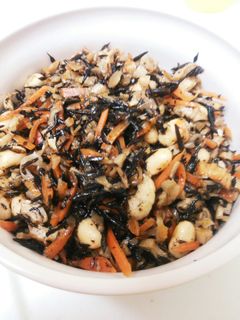 まいたけ入り☆ひじきの炒め煮-レシピのメイン写真