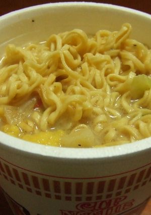 市販で！味噌クリ～ムカップヌ～ドル☆-レシピのメイン写真