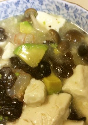 エビとアボガドの豆腐スープ-レシピのメイン写真