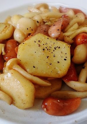 一品足りない時に☆じゃがウインナー炒め-レシピのメイン写真