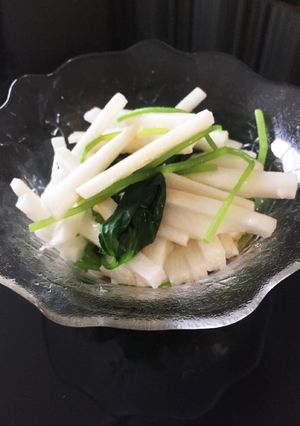 簡単すぎる！長いもと三つ葉のポン酢和え-レシピのメイン写真