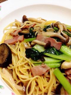 きのことベーコンと小松菜の和風パスタ-レシピのメイン写真