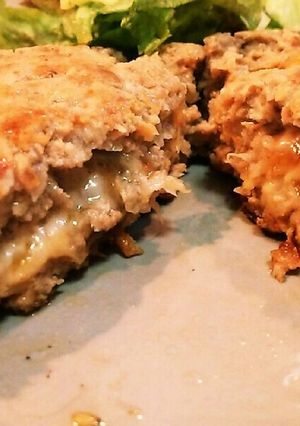 てぃんさんちの梅味噌チーズINハンバーグ-レシピのメイン写真