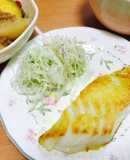 簡単美味♡トロカレイのカレーソテー