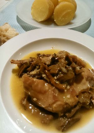 ウサギ肉とキノコの白ワイン煮込み-レシピのメイン写真