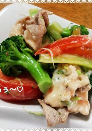 豚肉とブロッコリーとトマトのチーズ炒め♪-レシピのメイン写真