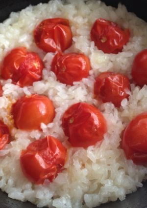 昆布の旨みとミニトマトのピラフ-レシピのメイン写真