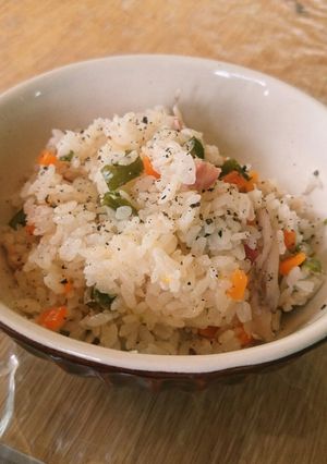 炊飯器で簡単ピラフ-レシピのメイン写真