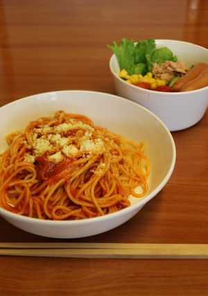 キャンプのごはん　パスタ＆サラダ-レシピのメイン写真