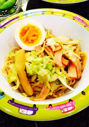 〈リメイク〉ラーメンの材料de焼きそば♪-レシピのメイン写真