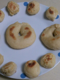 ★試作★フライパンで蒸し焼き豆腐ドーナツ-レシピのメイン写真