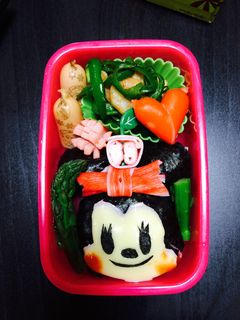 ミニーちゃんキャラ弁-レシピのメイン写真