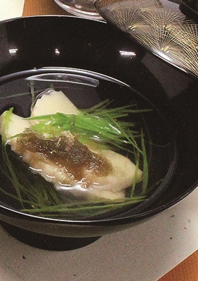 筍とおぼろ昆布のお吸い物-レシピのメイン写真