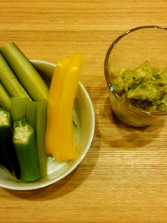アボカドディップと野菜スティック-レシピのメイン写真