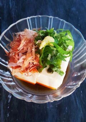 生姜.おかか.大葉をのせた冷奴☆-レシピのメイン写真