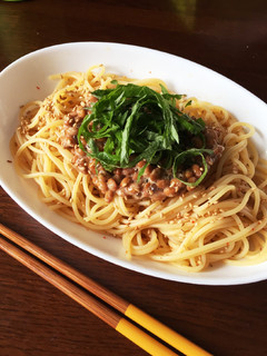 ランチに!うどんでも!簡単納豆パスタ-レシピのメイン写真