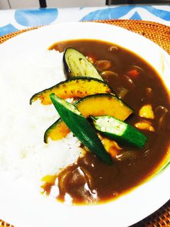 夏バテ防止!彩り夏野菜カレー-レシピのメイン写真