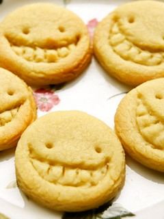 丸型だけ!暗殺教室「殺せんせー」クッキー-レシピのメイン写真