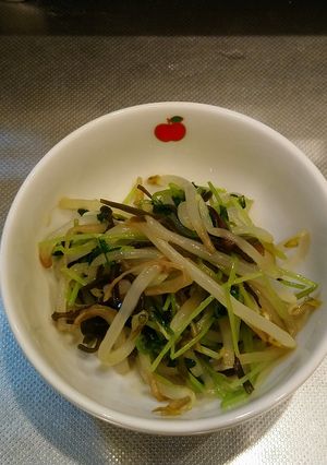 モヤシと豆苗の塩昆布合え-レシピのメイン写真