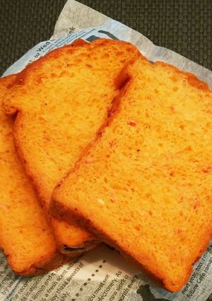 H.Bでチーズ＆ベーコン入りピザ食パン-レシピのメイン写真