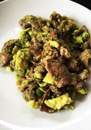 牛肉とアボガドのわさび炒め-レシピのメイン写真