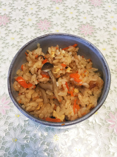 にんじんの炊き込みご飯☆関西風です!-レシピのメイン写真