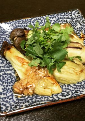 焼き茄子。ナンプラー香るエスニックだれ。-レシピのメイン写真